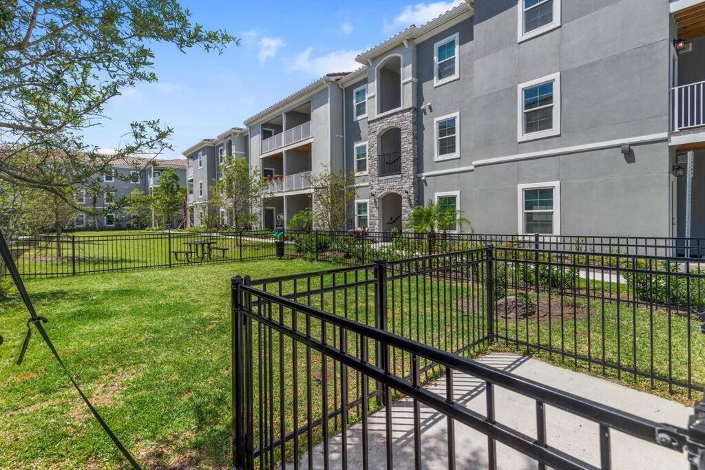 Elegant 2 Bed/2 Bath Apartment In Melbourne Fl Eksteriør bilde