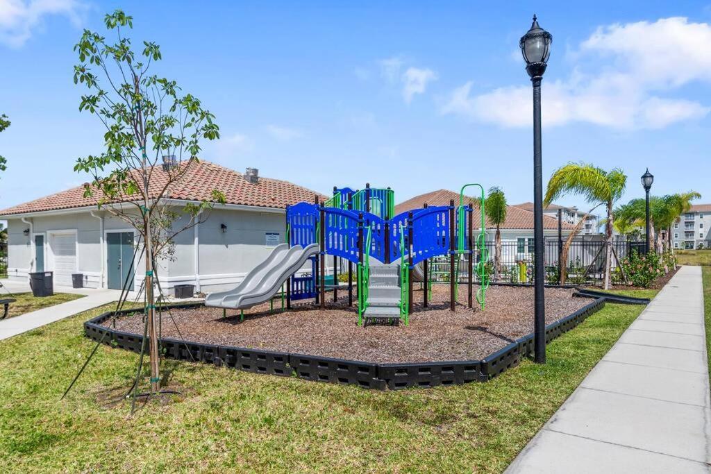Elegant 2 Bed/2 Bath Apartment In Melbourne Fl Eksteriør bilde